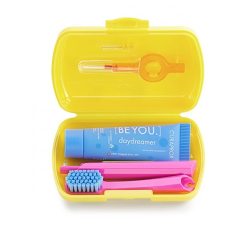 Curaprox Travel Set, Κίτρινο Χρώμα Ταξιδιωτικό Σετ Στοματικής Υγιεινής