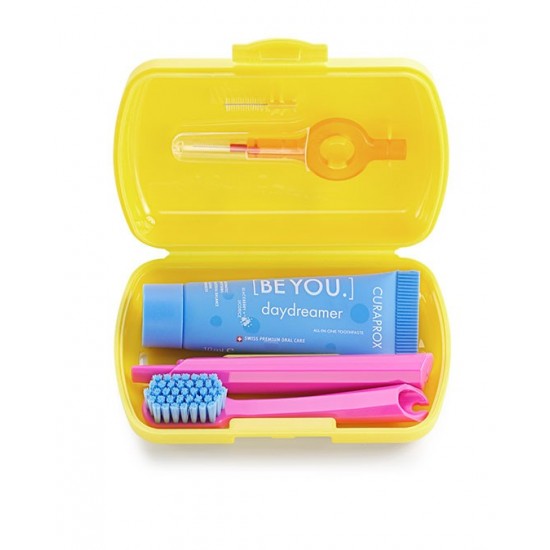 Curaprox Travel Set, Κίτρινο Χρώμα Ταξιδιωτικό Σετ Στοματικής Υγιεινής Curaprox Travel Set, Κίτρινο Χρώμα Ταξιδιωτικό Σετ Στοματικής Υγιεινής
