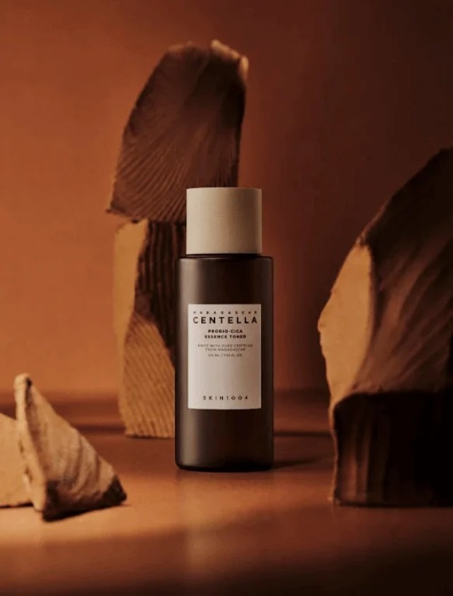 SKIN1004 Madagascar Centella Probio-Cica Essense Toner Θρεπτικό Τόνερ Προσώπου 210ml