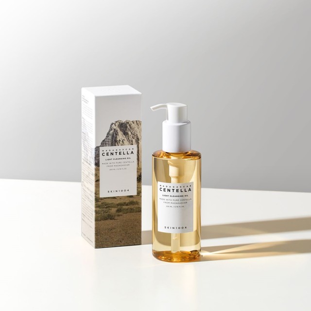 Madagascar Centella Light Cleansing Oil Λάδι Καθαρισμού Για Προσωπο 200ml