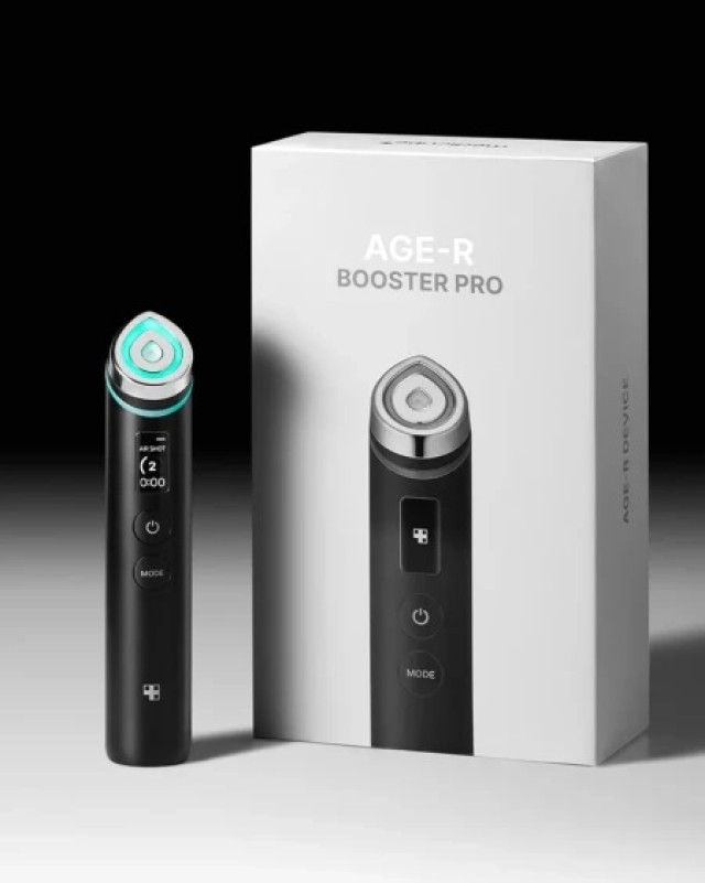 Medicube Age-R Booster Pro Συσκευή Φωτοθεραπείας Προσώπου LED Για Αντιγήρανση 1 Τμχ