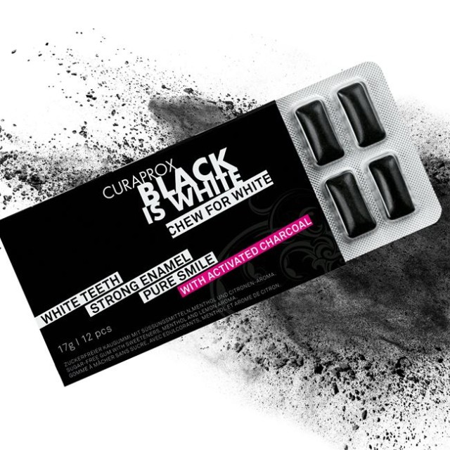 Curaprox Black Is White Τσίχλες με Ενεργό Άνθρακα 12pcs/17gr