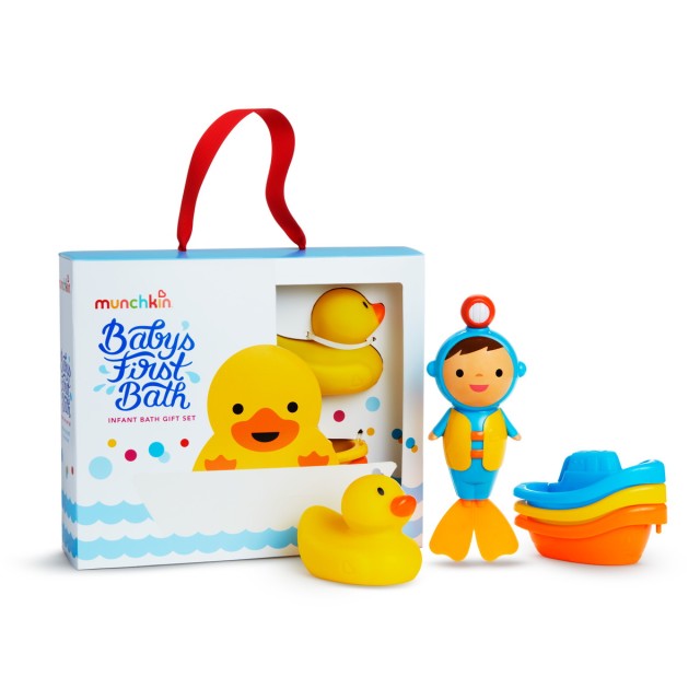 Munchkin Babys First Bath Gift Set